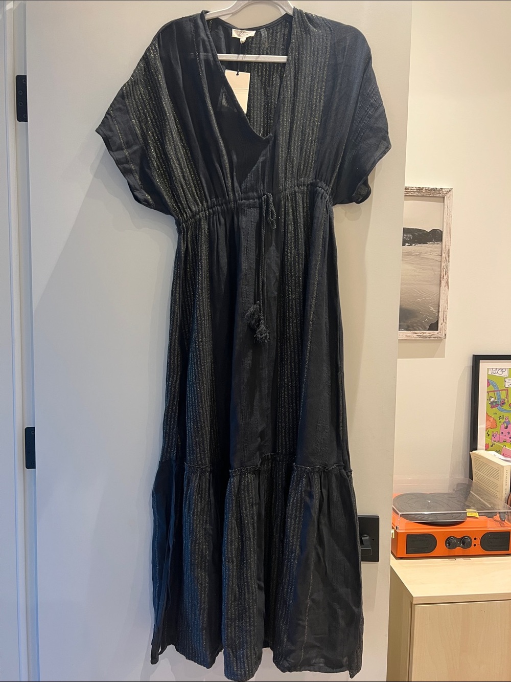 Elan Women's Black-gold V-Neck Midi Dress with Drawstring Waist NWT size L
